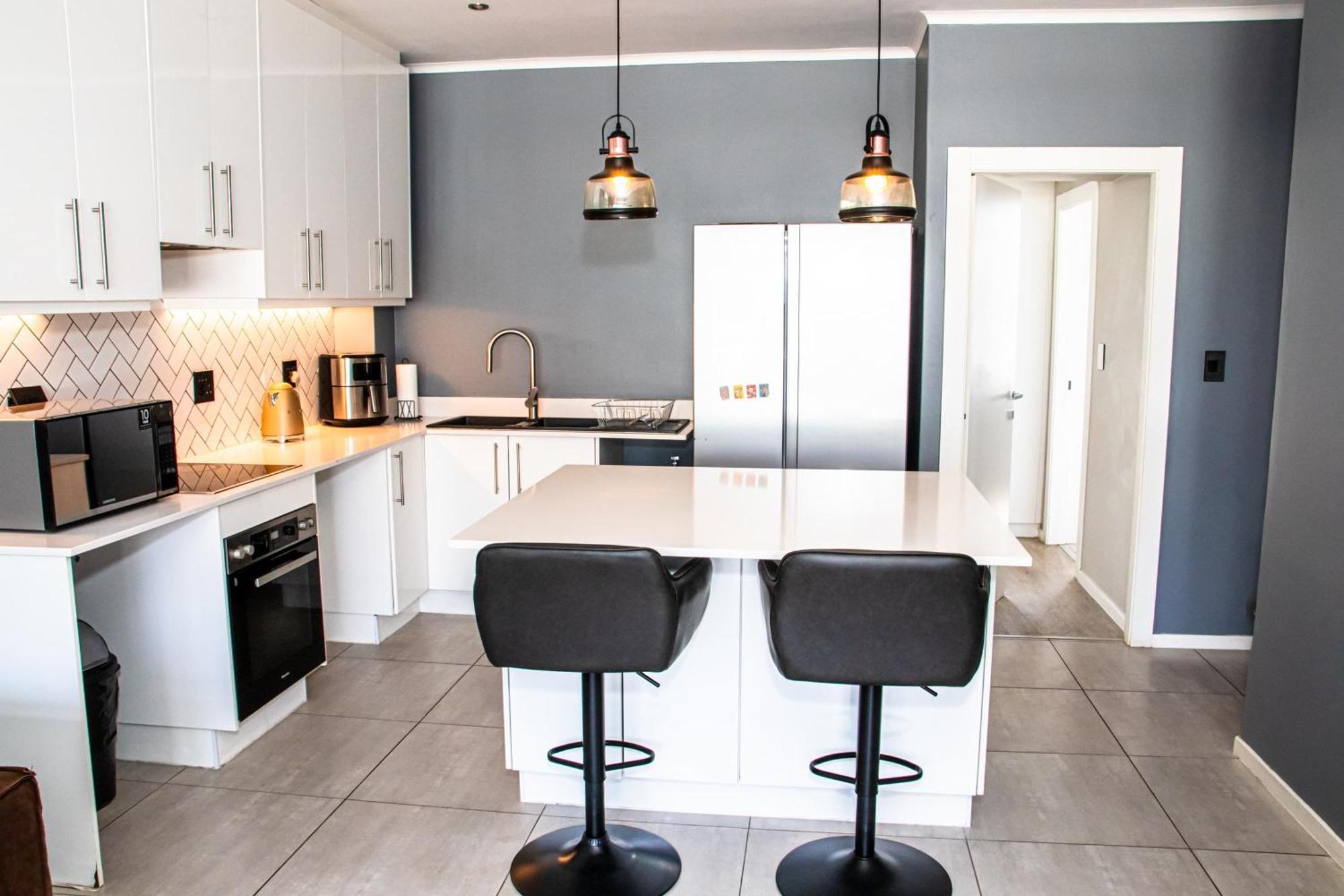Sitari County Estate - The Iconic Estate Cape Town